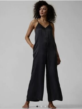 NWOT Athleta Calm Cool Romper Jumpsuit